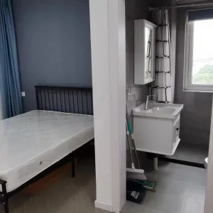 Tiandu Cheng Binqin Gongyu