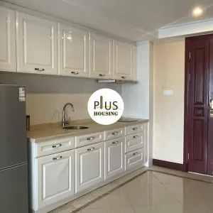 Wild Wind Modern Center 