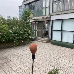 Xuefeng.Qingtai Huayuan