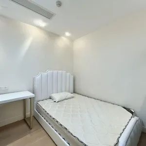 Dark Blue International Center