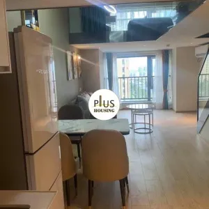 Rongchuang Yin Shidai