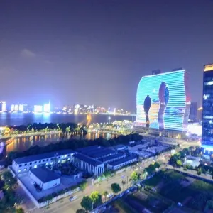 Jin Long Qian Jiang MoHo