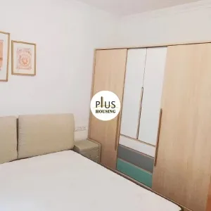 He Jing Ying Yue Tai