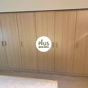 Rongchuang Yin Shidai