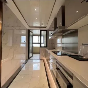 Zhong Hai Qian Jiang Bay