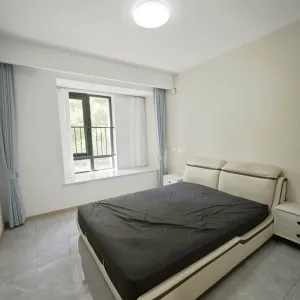 Long Hu Chun Jiang Bi An