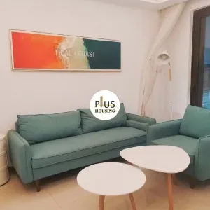 He Jing Ying Yue Tai