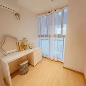 International Peninsula