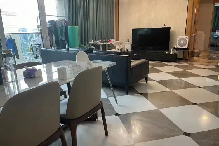 Bin Jiang Jin Mao Palace