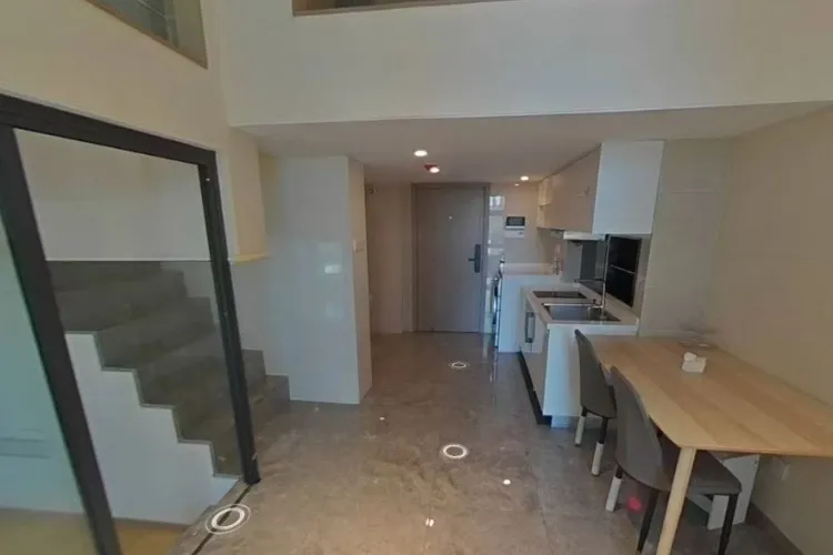 lvdi shangye zhongxin