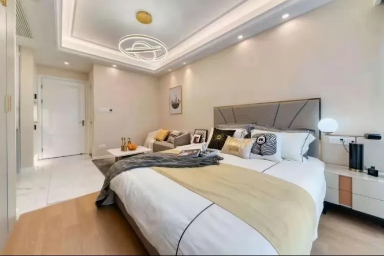 Dark Blue International Center