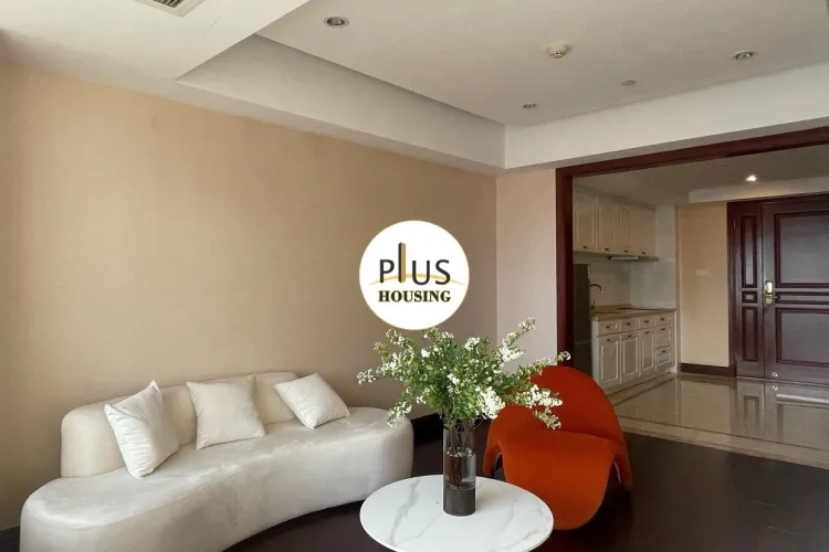 Wild Wind Modern Center 