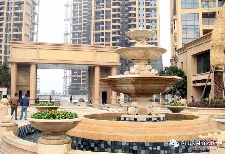 Crystal City exterior