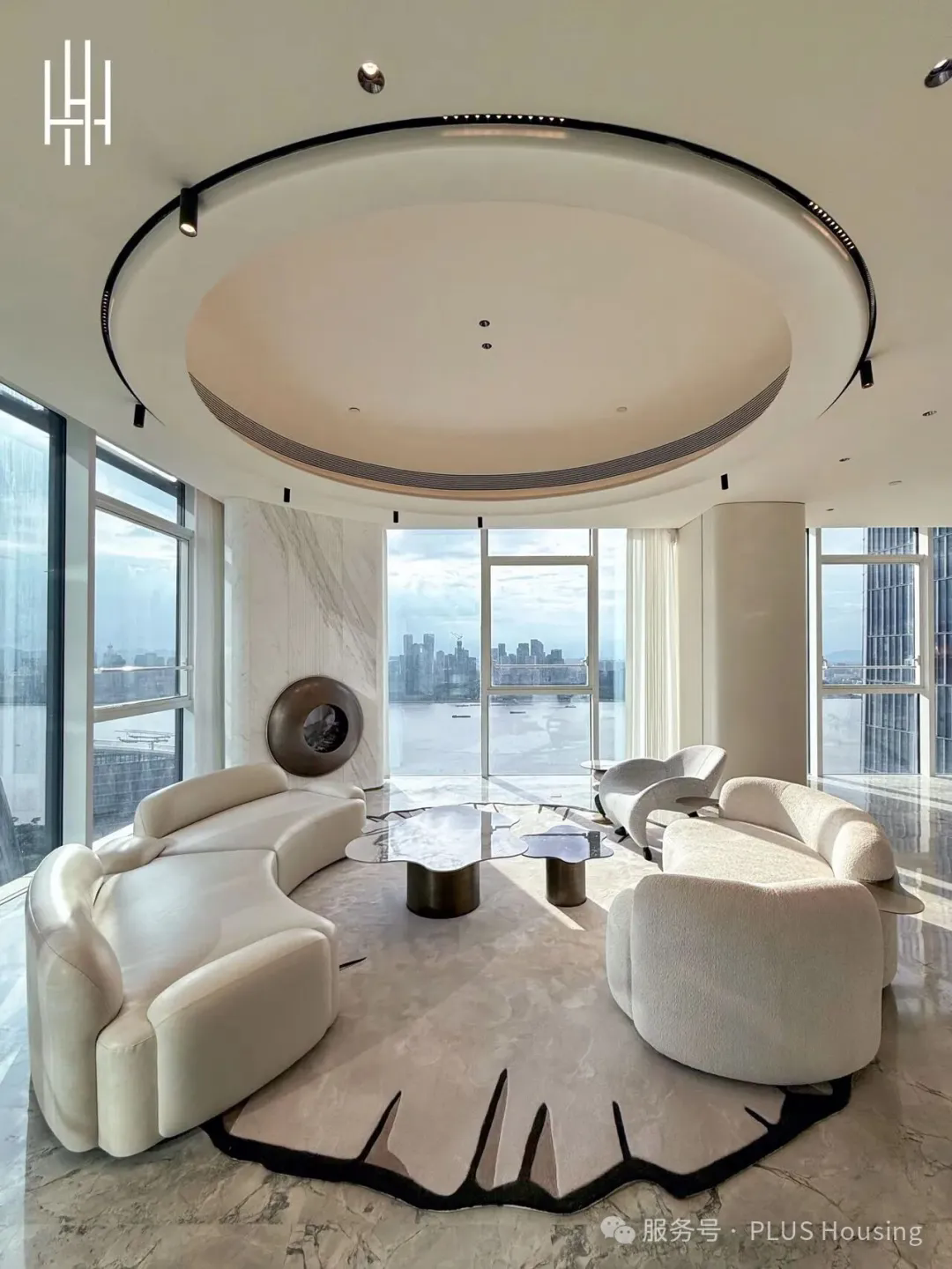 Spacious living room with river view