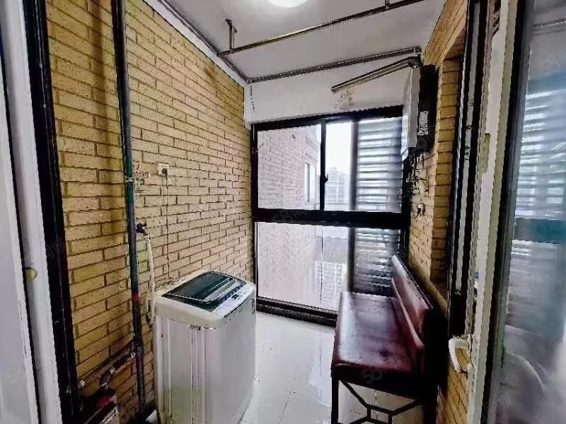 水晶城
