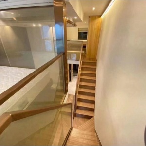 Metropolis Mansion 