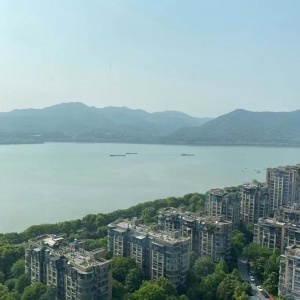 Qian Tang Shan Shui