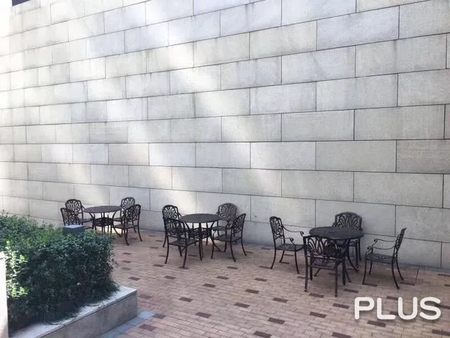 Upper Mixc - Photo 10