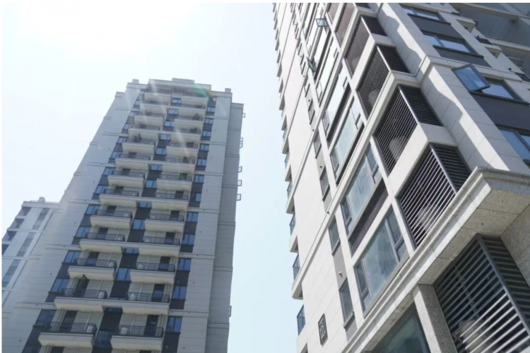 六堡钱潮名府3区