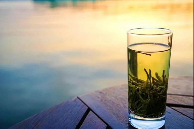 HUGE Benefits of 1 Cup of Longjing Tea Daily!