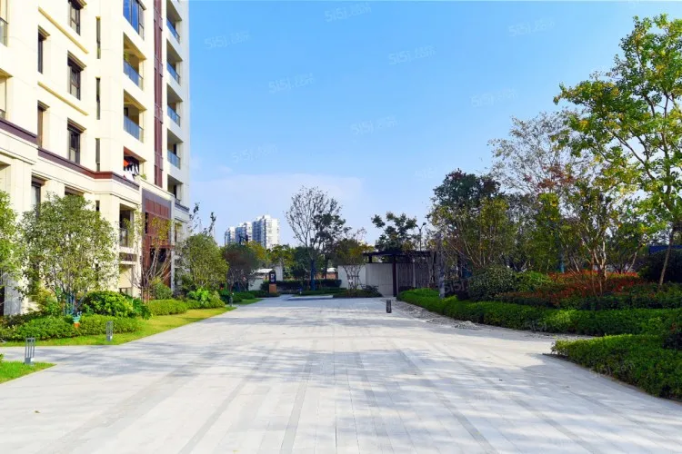 Landsea Bright Manor