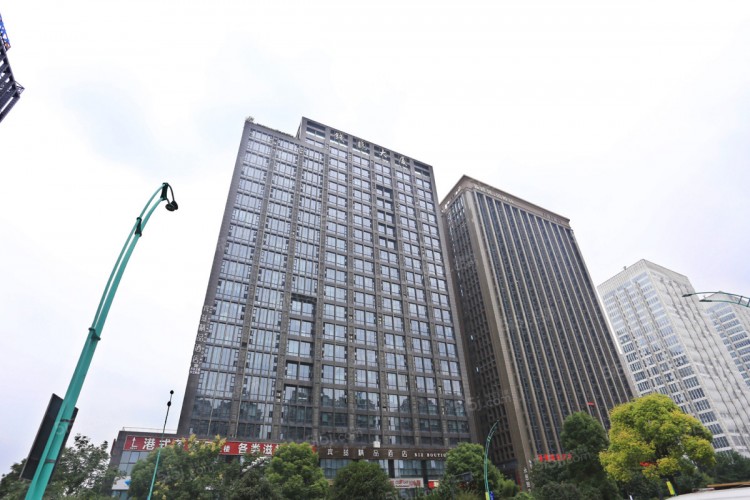 Qianlong Mansion