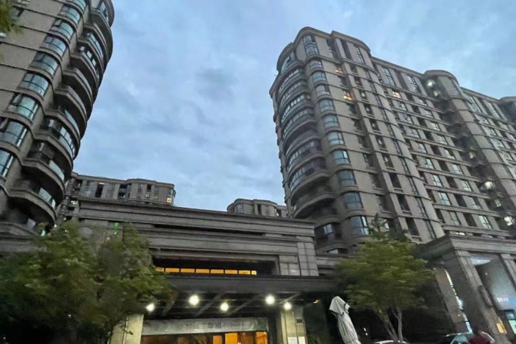 Jinlan Apartment