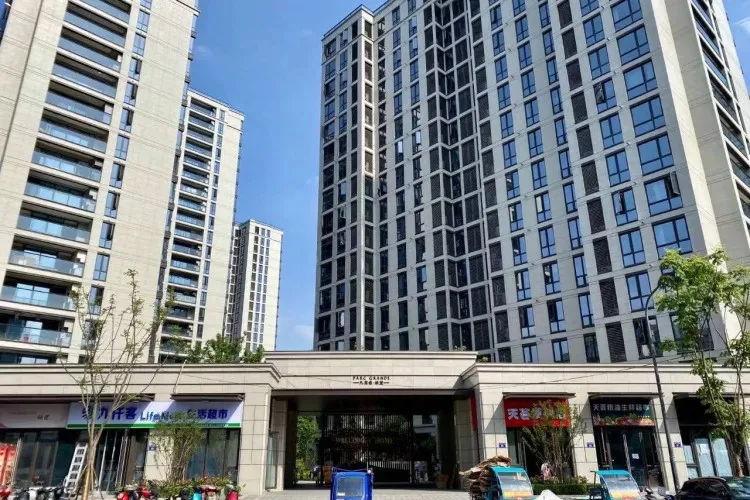 Huafa Skylight - Photo 1